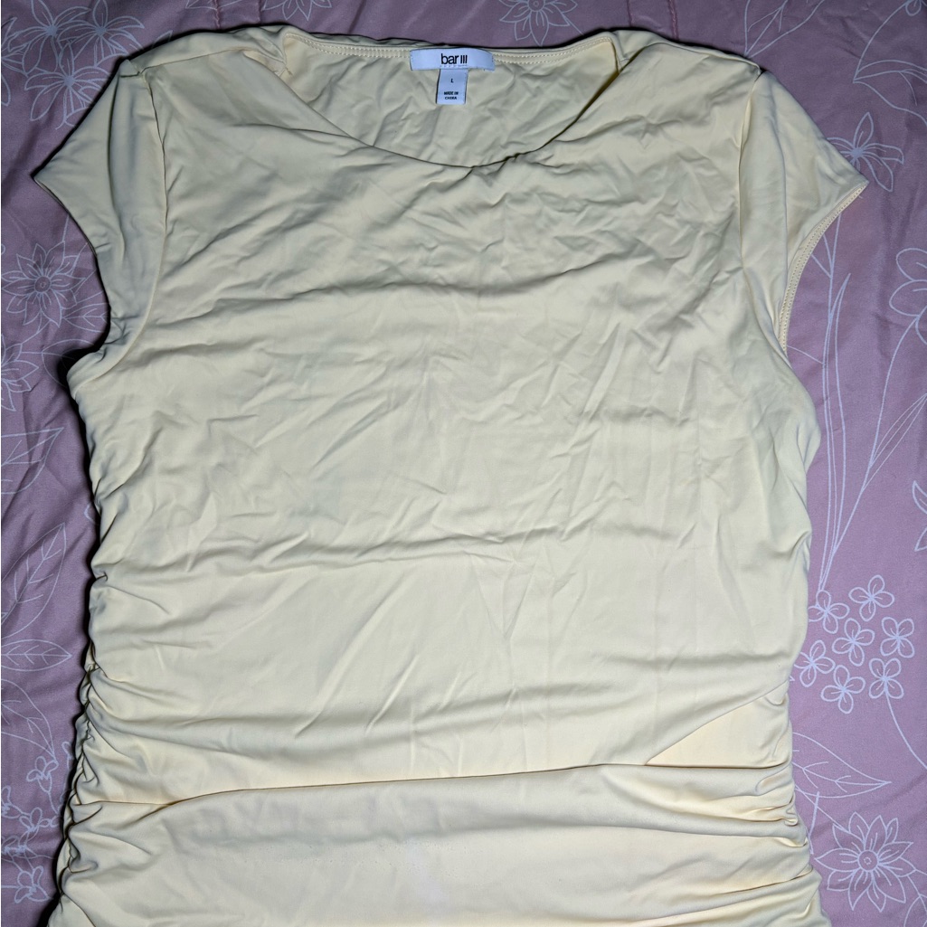 Bar Iii Pale Yellow Cap Sleeve Tee With Side Ruching